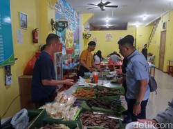 Dari Jualan Soto, Iswahyudi Sukses Sarjanakan 2 Anak hingga Jadi Bankir