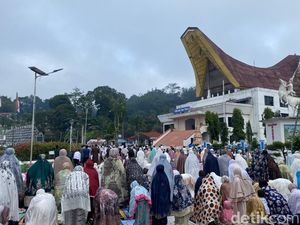 Warga Toraja Salat Id di Plaza Kolam Makale, Wabup Ajak Teladani Nabi Ibrahim
