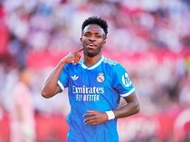 Rencana Vinicius: Lanjut di Madrid Beberapa Tahun, Lalu...