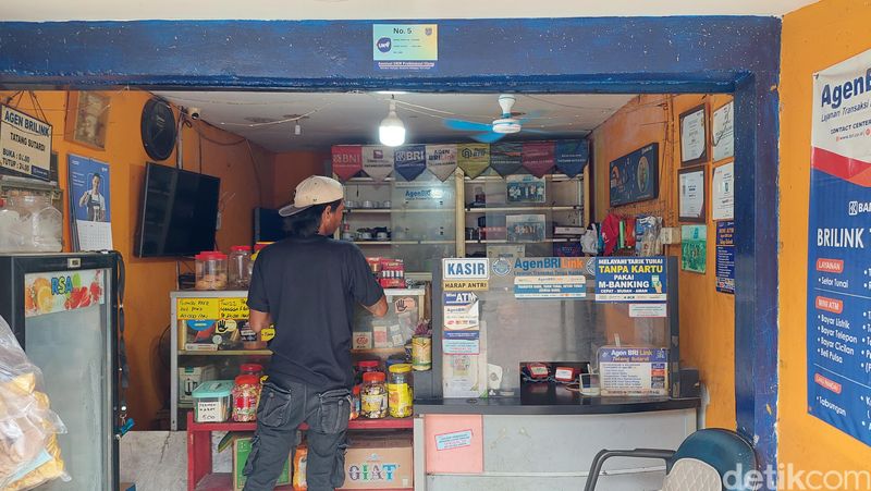 9 Tahun Buka Agen BRILink, Tatang Bisa Bangun Rumah-Kuliahkan 3 Anaknya
