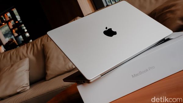 Unboxing MacBook Pro M5 Pro di RI, Laptop AI Apple Rp 40 Jutaan
