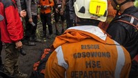 ERT NHM Jadi Bagian Tim SAR Gabungan Operasi Erupsi Gunung Dukono