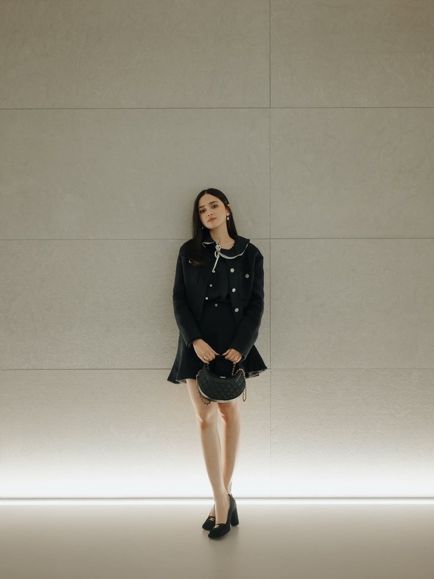 Penampilan Syifa Hadju di Chanel yang super elegan