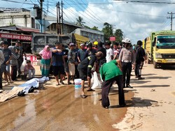Satu Keluarga di Muaro Jambi Tewas Terlindas Truk Usai Tabrak Mobil