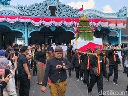 Keraton Solo Kembali Gelar Grebeg Besar, Kini Giliran Kubu PB XIV Mangkubumi