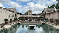 Taman Sari, Destinasi Favorit Jogja di Long Weekend
