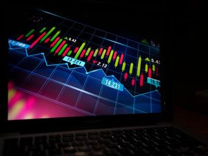 TAPG Bagikan Dividen Rp 180/Saham, GOTO Masuk Sorotan MSCI