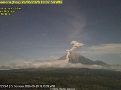 Gunung Semeru Erupsi Lagi Malam Ini, Tinggi Awan Panas Capai 2 Km