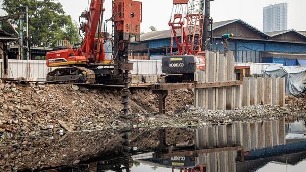 Pembangunan Rumah Pompa Kampung Sawah Dikebut untuk Kendalikan Banjir