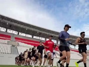 Viral Video Komunitas Lari Pakai Stadion Teladan, Pemkot: Izinnya dari PSSI