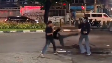 Niat Lerai Keributan Malah Bikin ABG Dikeroyok Bang Jago