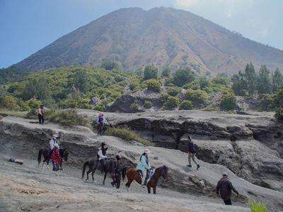Bromo Ditutup Demi Penghormatan Ritual Yadnya Kasada