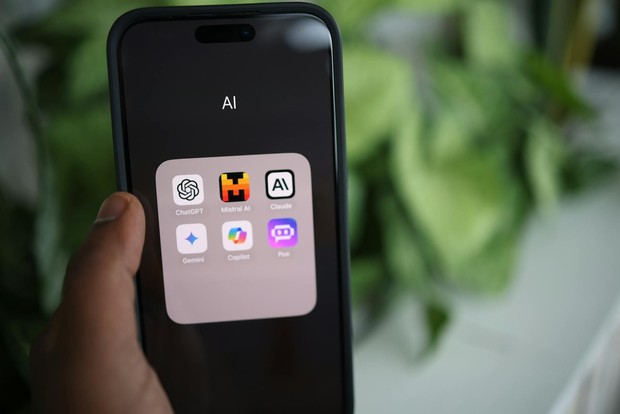 Cara menggunakan AI yang cerdas adalah memahami kelebihan masing-masing chatbot dan memakainya sesuai kebutuhan.