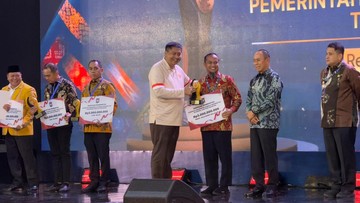 Top! Pemprov Sulsel Raih Penghargaan Terbaik 1 Creative Financing Sulawesi