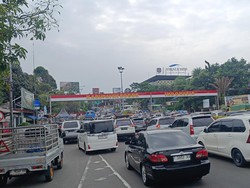 Lalin Padat, One Way Arah Puncak Bogor Berlaku Pagi Ini