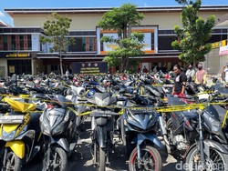 Gudang Simpan 135 Motor Ilegal Digerebek, Pemilik Bisa Ambil di Kantor Polisi