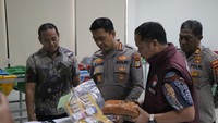 Gugup Kena Razia, Ternyata Bawa Sekilo Ganja