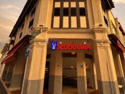 Buka Cabang di Singapura, Restoran Sederhana Disambut Antusias Warlok