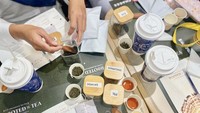 Seru! Belajar Racik Teh Artisan dan Tea Pairing Klasik di Sini