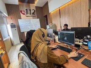 Call Center 112 Sidoarjo Siaga 24 Jam Layani Warga