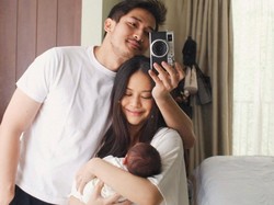 Kebahagiaan Hanggini Melahirkan Anak Pertama
