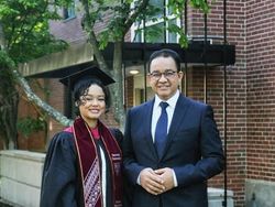 Selamat! Putri Anies Baswedan Resmi Lulus S2 dari Harvard University