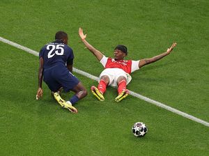 Arsenal Tanggapi Wasit Tak Beri Penalti untuk Insiden Madueke