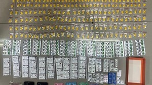 Polres Jakpus Bongkar Penjualan Obat Keras Berkedok Toko Kosmetik di Juanda