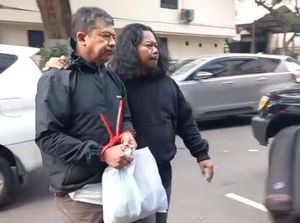 Polisi Ungkap Penyebab Sopir Taksi Online Rusak Mobil di Tol JORR