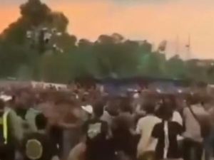 Viral Laga Tarkam Silirejo Cup Pekalongan Ricuh, Penonton Masuk Lapangan