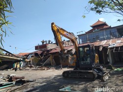 Alat Berat Mulai Ratakan Kawasan Terminal Pesiapan Tabana