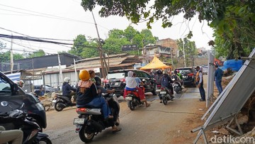 Ada Perbaikan Saluran Air, Jl Lenteng Agung Arah Depok Ditutup Sementara