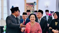 PDIP soal Prabowo dan Megawati Gandengan Tangan: Dari Dulu Kenal Baik