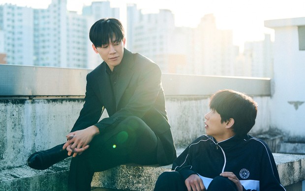 Potret Kim Mu Yeol dalam drama 'Teach You A Lesson' yang memancarkan sisi berbeda sebagai Na Hwa Jin.