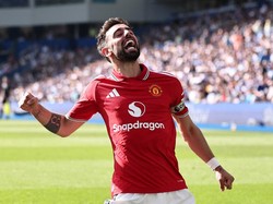 Fernandes Ingin Lebih Banyak Trofi di MU