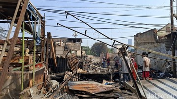 Penampakan Rumah-rumah di Kemayoran Jakpus Porak-poranda Usai Terbakar Hebat