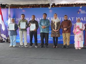 Kemenpar Puji BPJPH Fasilitasi 31.548 Sertifikat Halal UMK Desa Wisata