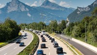 Turis India Syok! Langgar Lalu Lintas di Swiss, Dendanya Tembus Rp 18 Juta