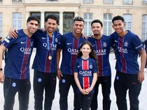 Berkelas! PSG Ajak Fans Cilik Korban Kerusuhan ke Parade Juara UCL