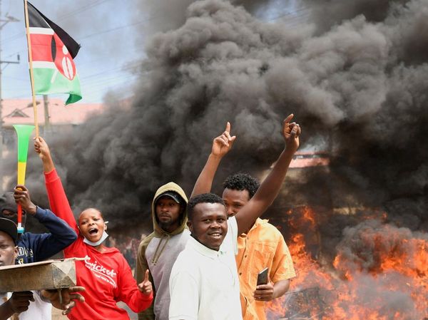 Ratusan Warga Kenya Tolak Rencana Fasilitas Karantina Ebola AS