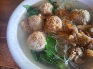 Resep Kuah Bakso yang Bening Gurih Berbahan Tulang Sapi