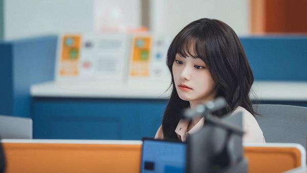 Kang Mina Gak Ikut Reuni I.O.I, Lagi Sibuk Kerja Kantoran