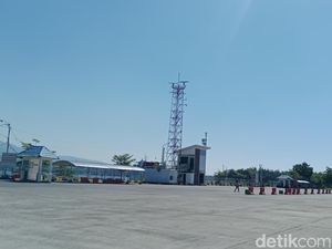 Pelabuhan Kayangan Sepi Imbas Demo Pemekaran Provinsi Sumbawa