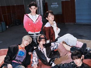 Debut AND2BLE Cetak Sejarah K-Pop!