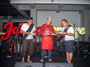 Guyub! PT Jaringan Lintas Utara Rayakan HUT ke-24 dengan Gaya Angkringan