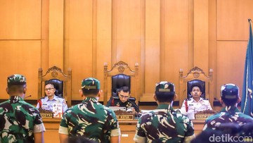 Tuntutan 2,5 Tahun Bui Untuk 4 Tentara Penyiram Air Keras Andrie Yunus