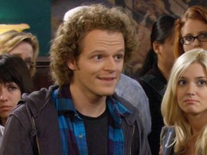 Tikam Mantan 20 Kali, Aktor How I Met Your Mother Divonis 32 Tahun Penjara