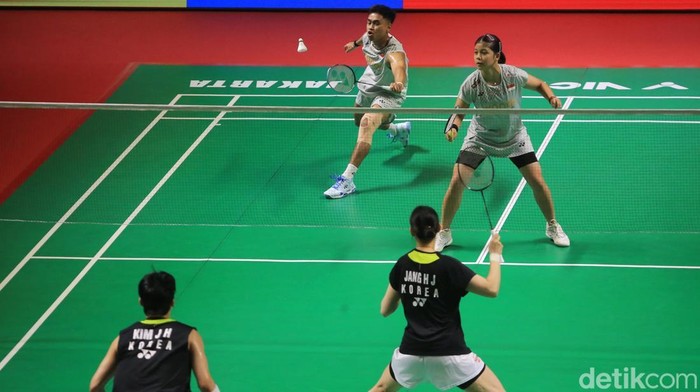 Jafar/Felisha dan Raymond/Joaquin Melaju Mulus ke 16 Besar Indonesia Open