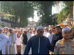 Lautan Jemaah Warnai Haul Habib Abu Bakar Assegaf di Gresik
