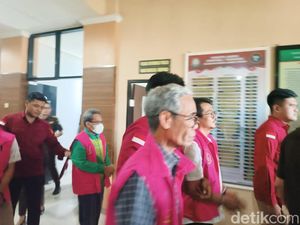 Kejari Tetapkan 4 Tersangka Korupsi Truk DLH Lombok Tengah, Ini Peran Mereka